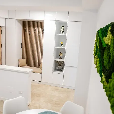 Zian Apartament Craiova Exterior photo