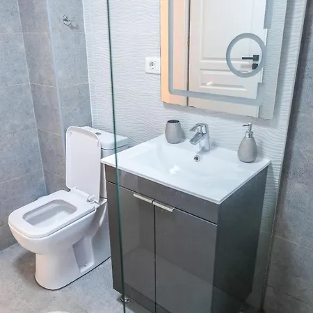 Zian Apartament Craiova Exterior photo