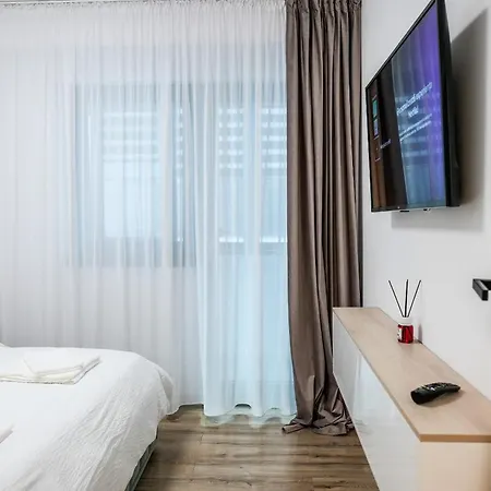 Zian Apartament Craiova Exterior photo